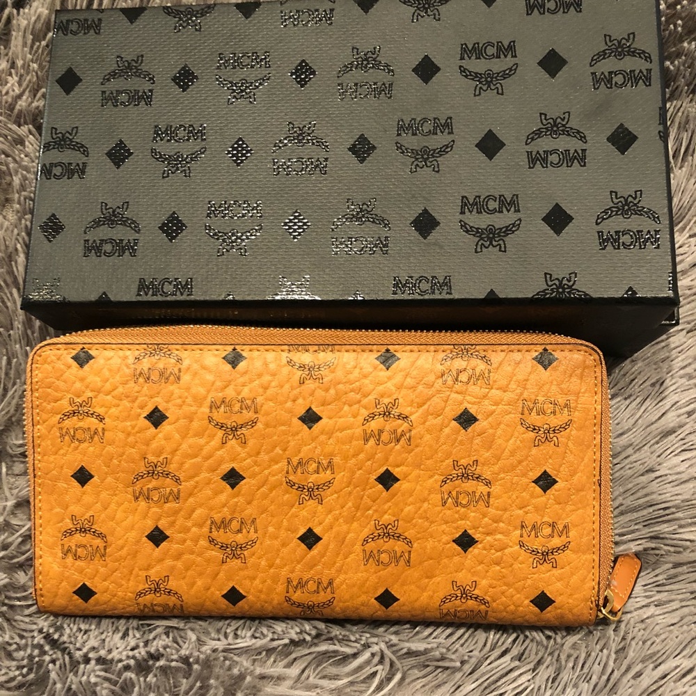 MCM wallet